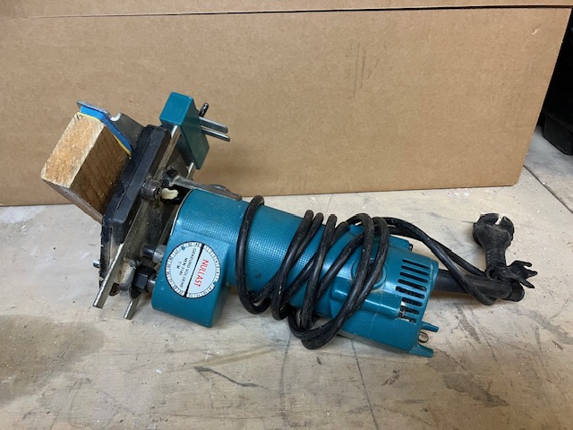 Makita 3705