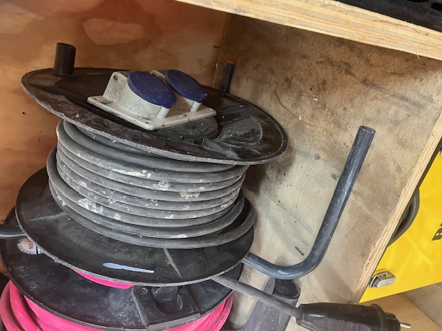 Tieman 230V 25M